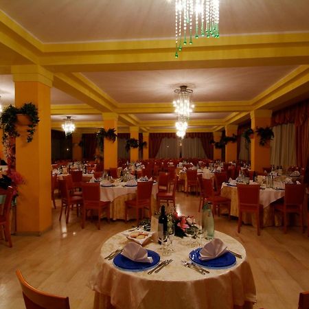 Grand Hotel Montesilvano Marina מראה חיצוני תמונה