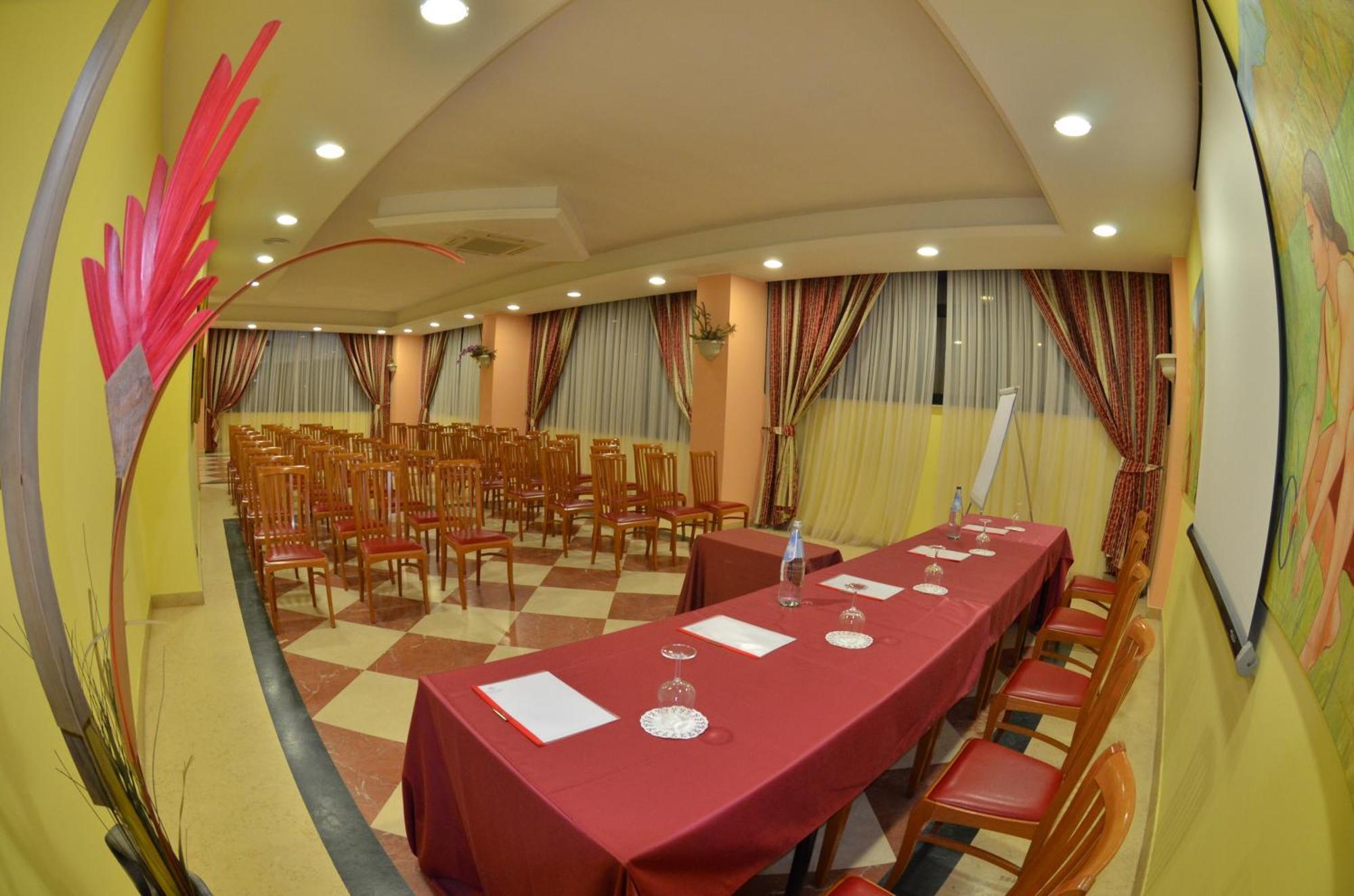 Grand Hotel Montesilvano Marina מראה חיצוני תמונה