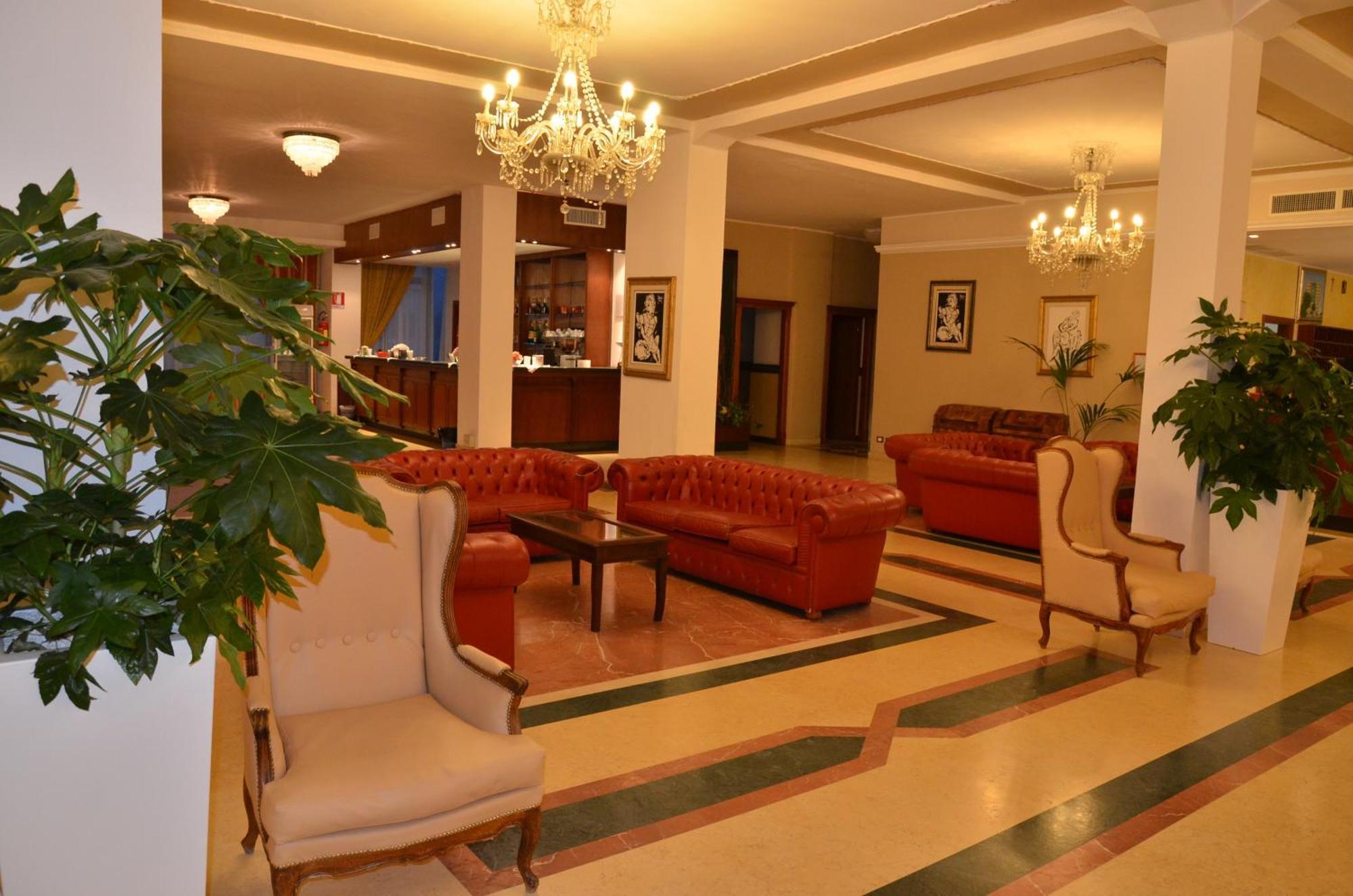 Grand Hotel Montesilvano Marina מראה חיצוני תמונה