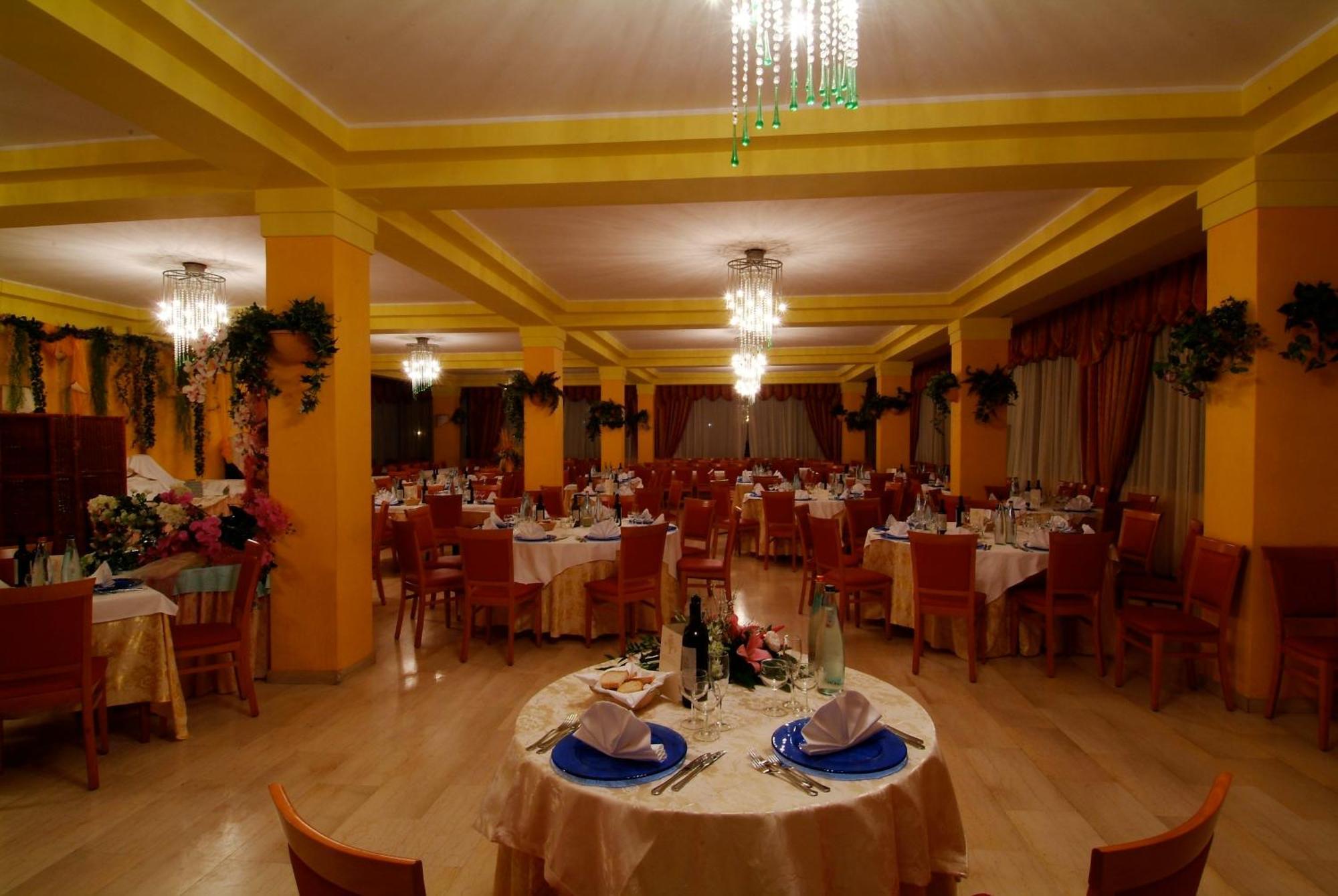 Grand Hotel Montesilvano Marina מראה חיצוני תמונה