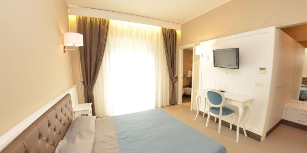 Grand Hotel Montesilvano Marina מראה חיצוני תמונה