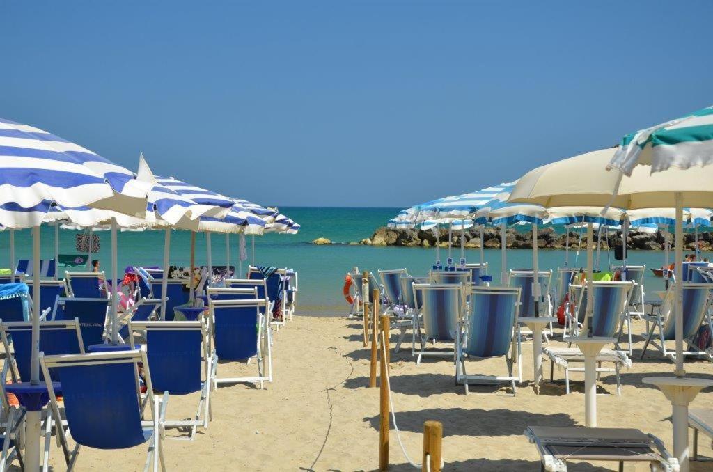 Grand Hotel Montesilvano Marina מראה חיצוני תמונה
