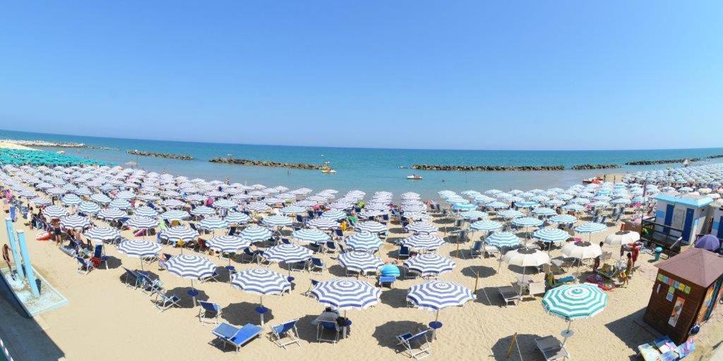Grand Hotel Montesilvano Marina מראה חיצוני תמונה